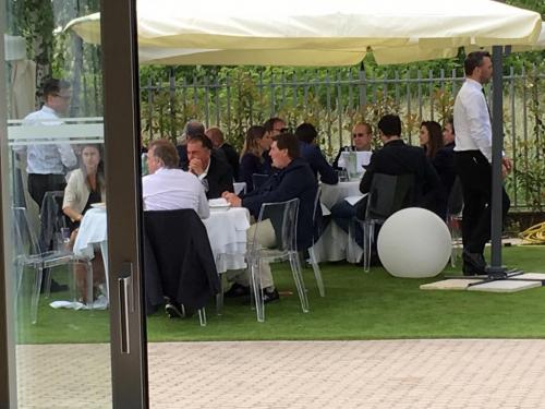 La famiglia Berlusconi a pranzo in Villa ReNoir 